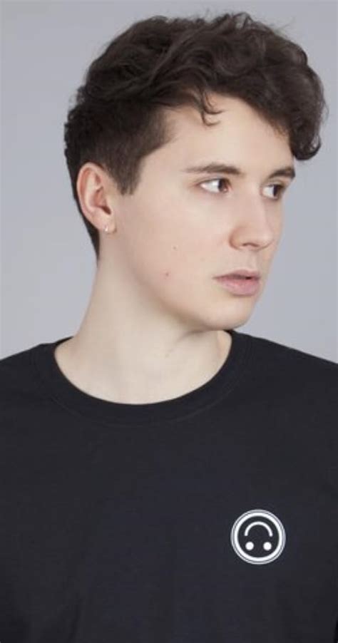 Daniel Howell (2009) .